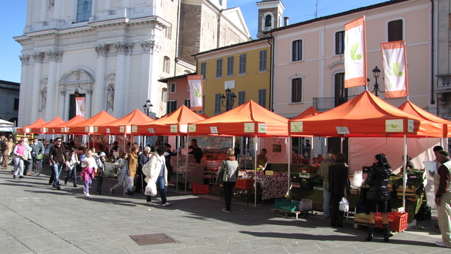 Mercato Contadino, appuntamento a martedì 5 gennaio in Piazza Santa Maria